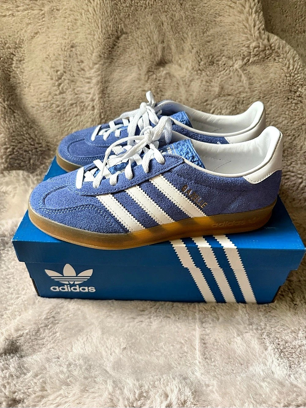 adidas Gazelle Indoor W Blue & White US 6